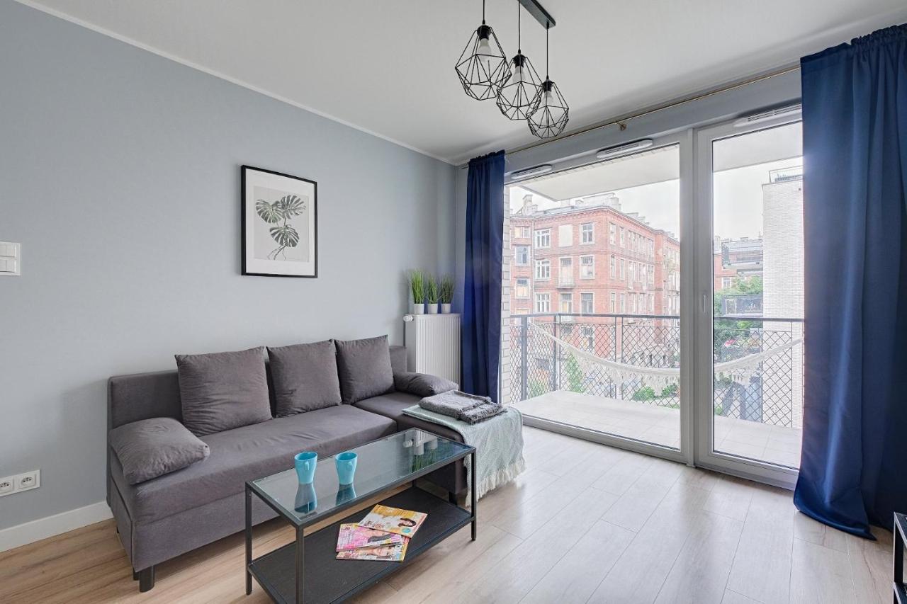 2Br Apt Strzelecka 24 With Balcony Apartment Warsaw Luaran gambar